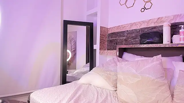 milavoss1901 live cam on StripChat