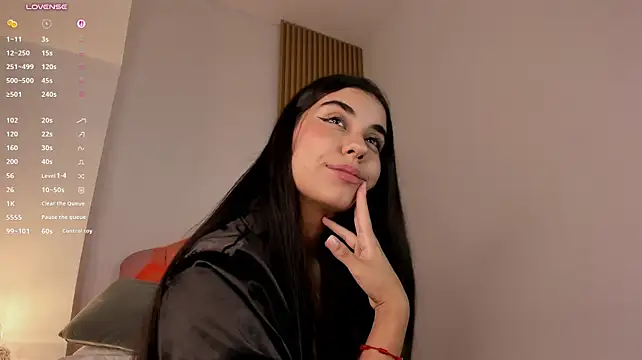 Mara_Betancurt live cam on StripChat