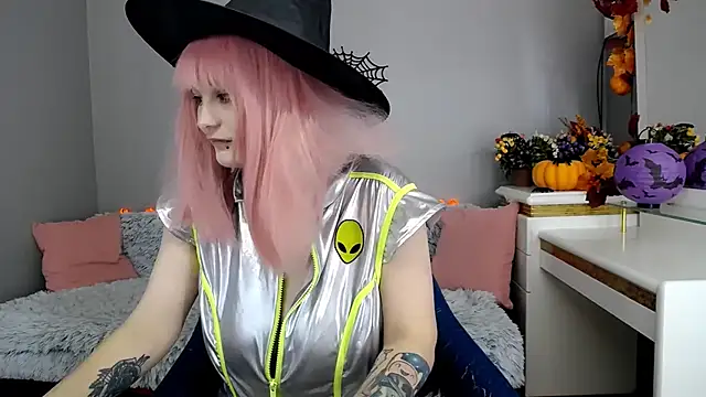 Estheri live cam on StripChat