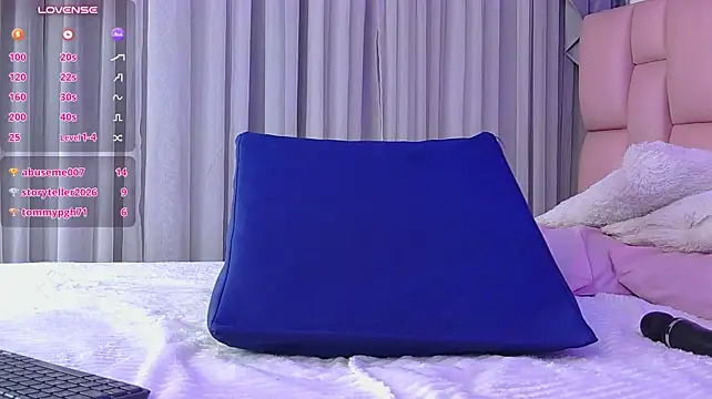 vanessa_toro (F young) - suck the cock on my torso for 3 minutes