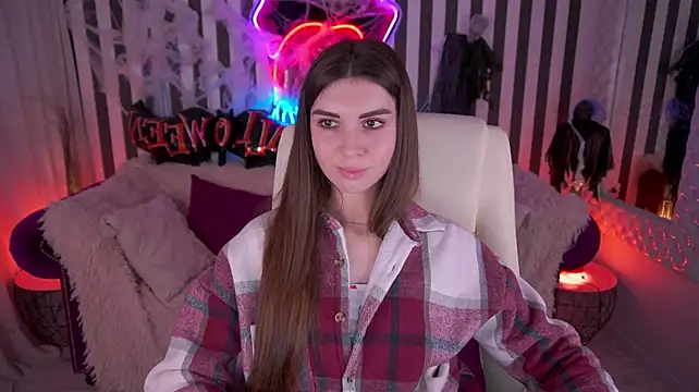 KylieJoyys live cam preview on Stripchat
