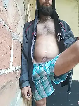 Hairy_mannn2