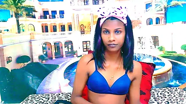 IndianSilkySpice girls live cam