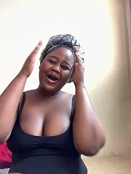 TThickblackpussy1 live cam on StripChat