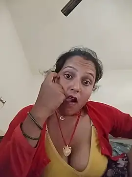 Sonam_shinde live cam on StripChat