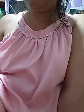 Wantcumwithyou live cam on StripChat