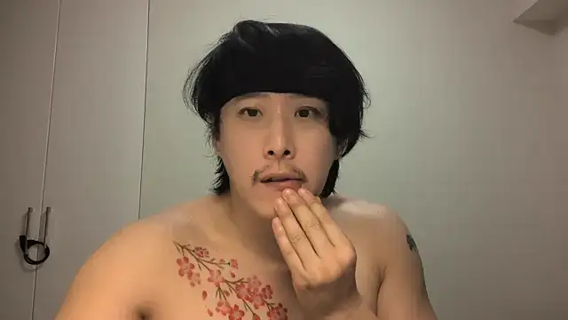 jin-sakura (Ask my age) - take off clothes