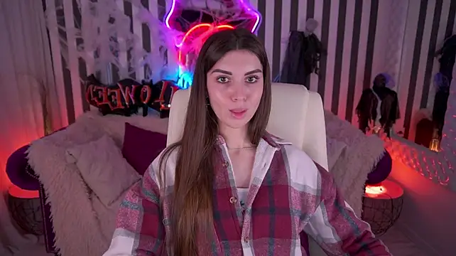 KylieJoyys live cam on StripChat