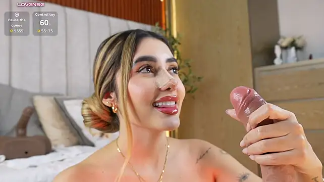 Annyy_Rosse