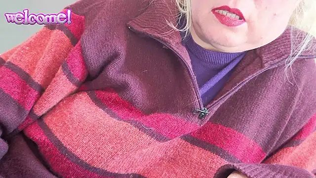 martachatte live cam on StripChat