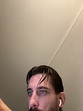 ukbig8incha's live room