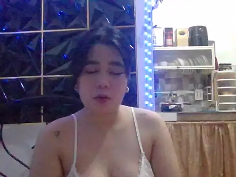 Asianhotskinny webcam