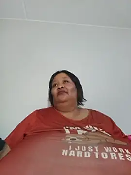 nancy111 (F milf) - Make Me cum and squit in my toy