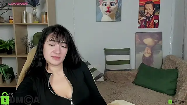 Sofia_eleven live cam on StripChat
