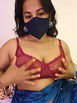 Hot_Alicee live cam on StripChat