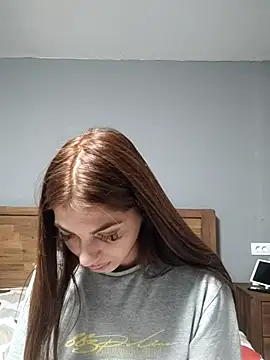 AntoniaHottie live cam on StripChat