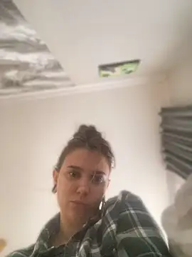 Florensinew1 live cam on StripChat