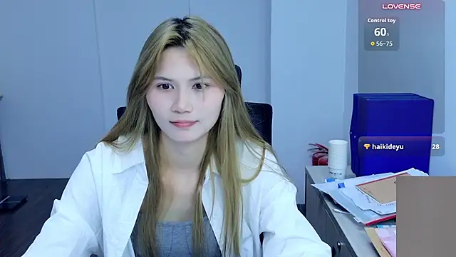 zhen-68 live cam on StripChat