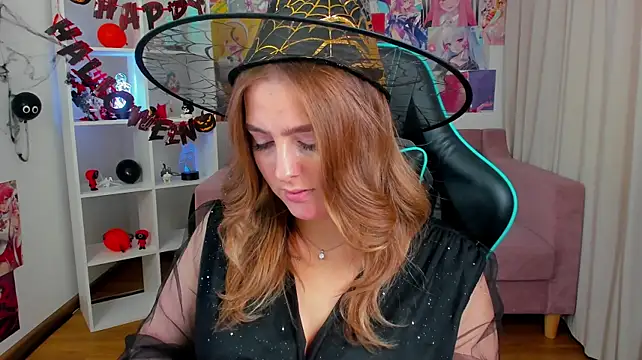 EllaBells live cam on StripChat