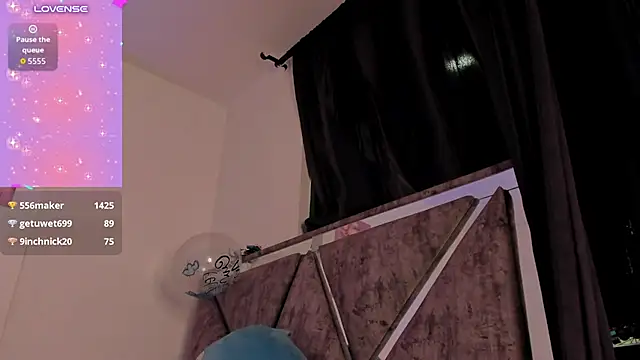 MarilynDupont live sex cam