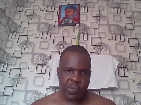 Chumba_001 live cam on StripChat