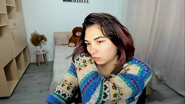 AlexaJuly live cam on StripChat