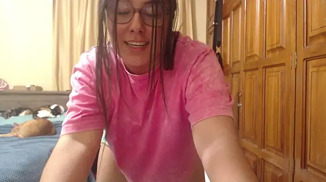 Venus_cat_ live cam on StripChat