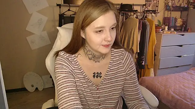 Taissa_Harmon webcam