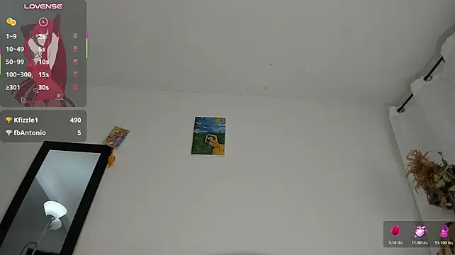 Mia-Valeria- webcam