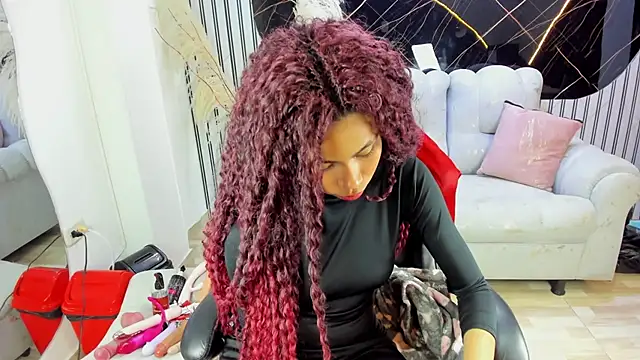 Ammy_Woodd