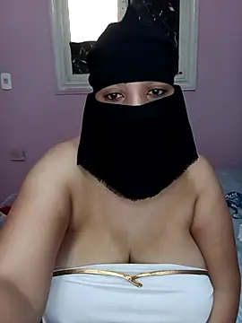 Zozo_elgamda live cam on StripChat