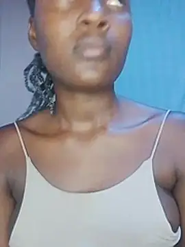 Pinky_Night live cam on StripChat