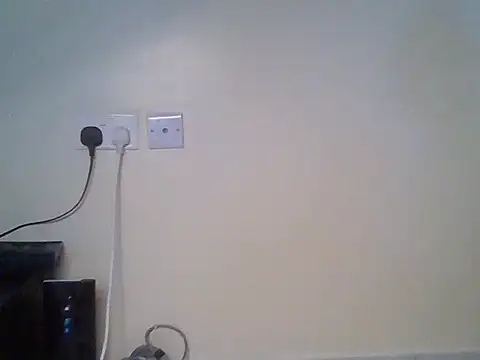 chicky_queen's live room