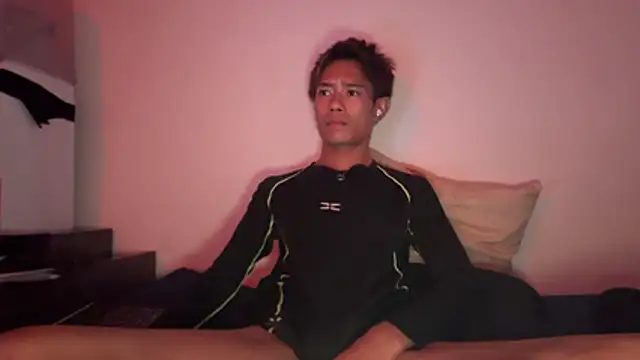 HORNY_RYU live cam on StripChat