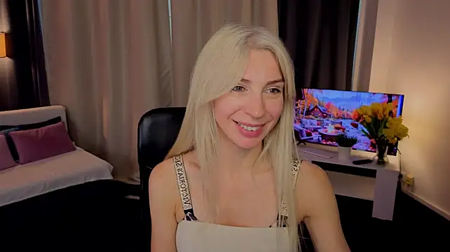 EllisSkyy webcam