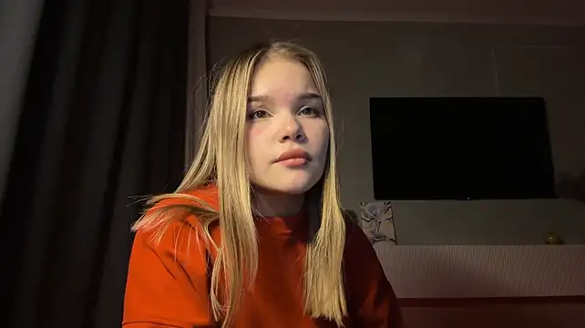 KrystinaBelgard live cam on StripChat