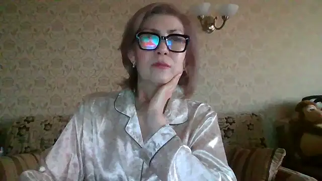 Elegant00Lady