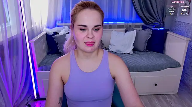 DaisySnow live cam on StripChat