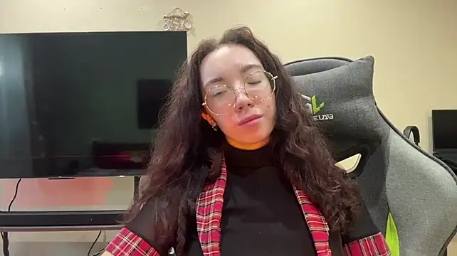 KarryRosamond live cam on StripChat