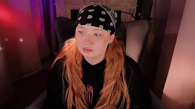 carolina_elf live cam on StripChat