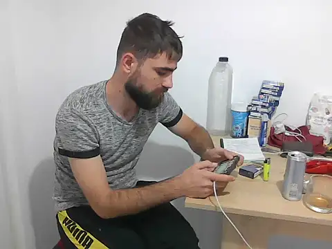 fodor34 live cam on StripChat