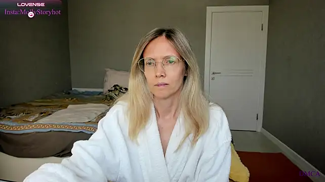 MollyStory webcam