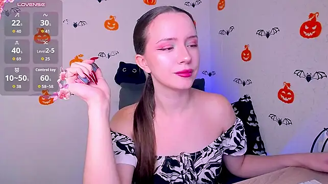 bellavelure6767 (G teen) - sucking a dildo + eye contact