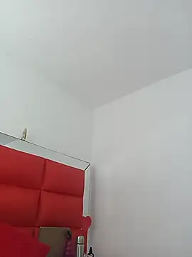 Marilyn-Sexy live cam on StripChat
