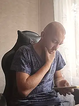 _uncle_Mitya-43_ live cam on StripChat