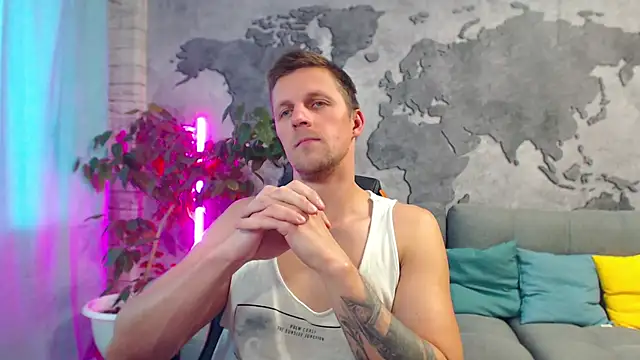 VikingChrisss live cam on StripChat