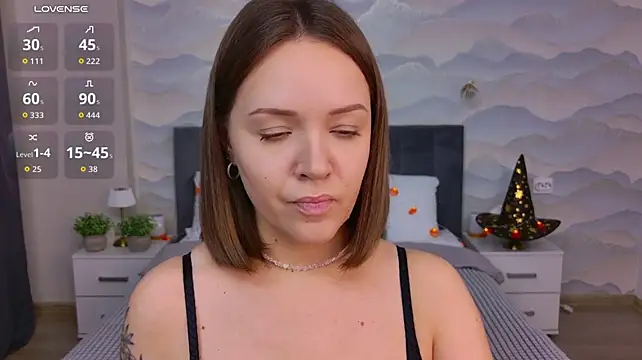 Chloe_Sapphire live cam on StripChat