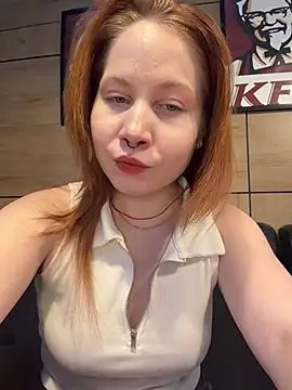 slaviccandy (F young) - Lick  fingers + Touch pussy