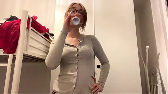 sereneglowz live cam preview