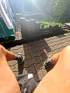 Frankyboy335 live sex cam